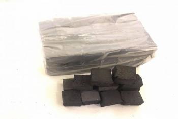 Than dừa đốt shisha